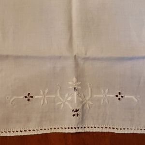 Vintage table runner